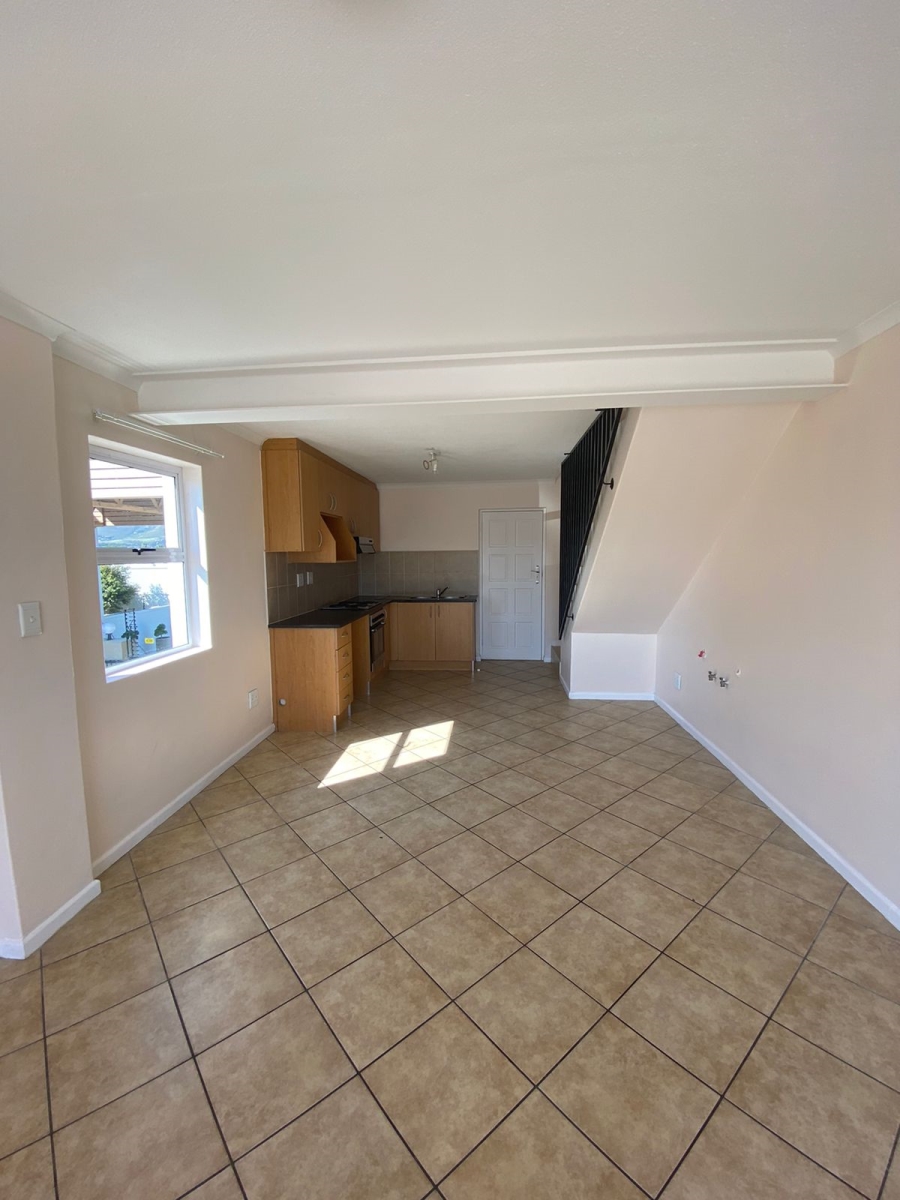 To Let 2 Bedroom Property for Rent in Whispering Pines Western Cape